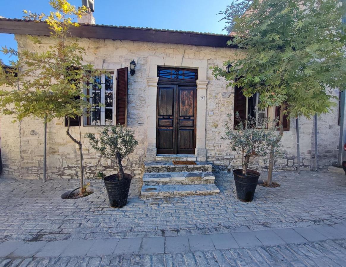 Gasthaus Liakoto Panayia Exterior foto